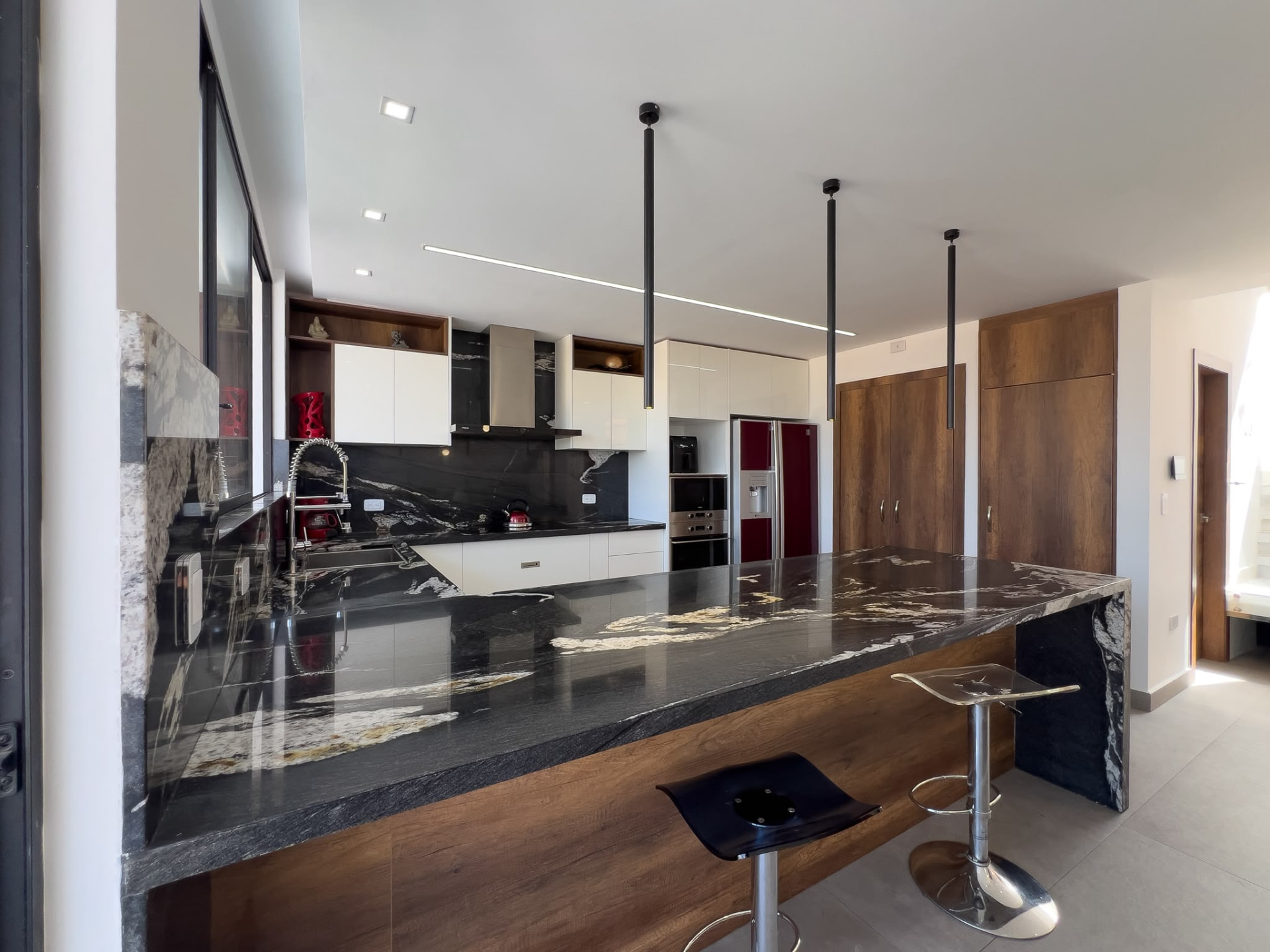 Cocina de departamento del Edificio Terravista